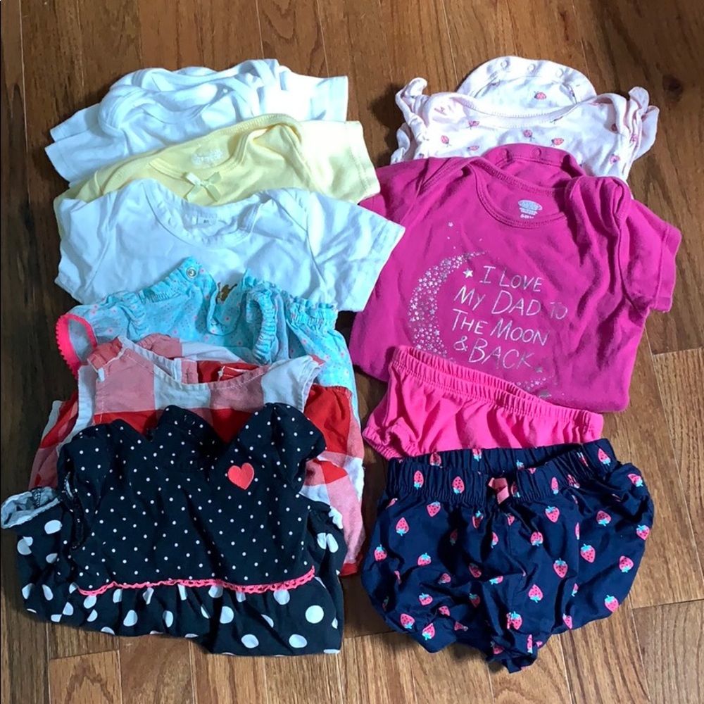 11 piece bundle of 6-12 month baby girl clothes